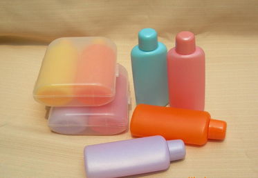 便捷旅行必备 厂家直销塑料化妆水瓶与洗发水瓶套装